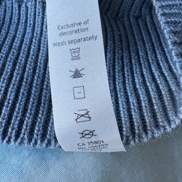 LULULEMON knit pullover sz 6 (S) relaxed fit with wider sleeves sky blue - Picture 8 of 15